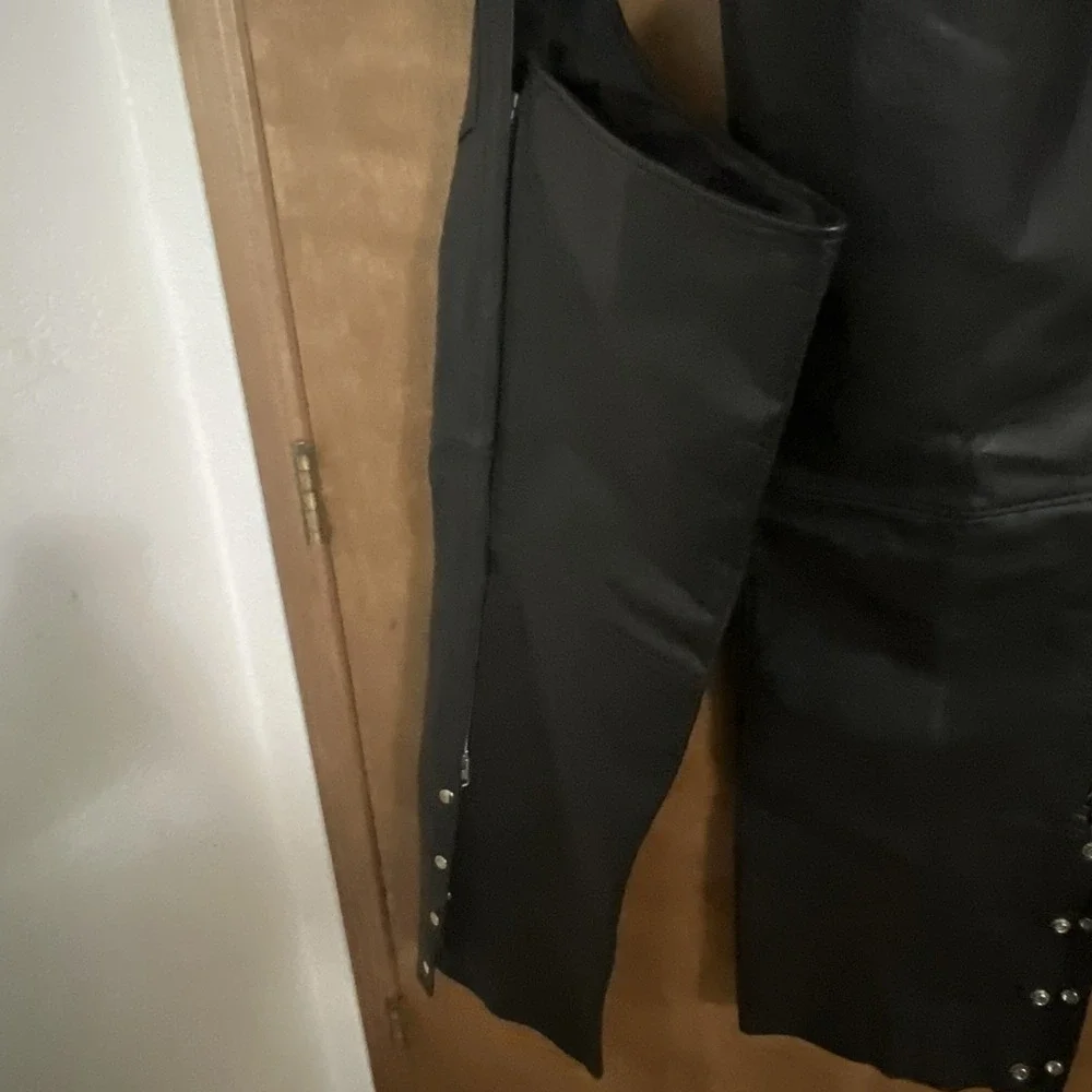 Interstate Leather Black Chaps 2XL Adjustable 34 - 46